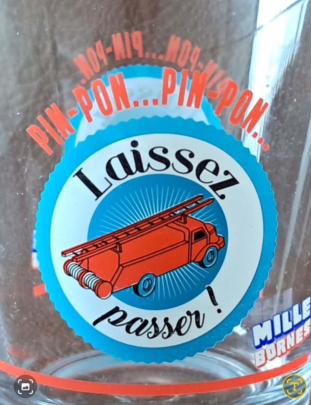 lot de 4 verres publicitaire du jeu des mille bornes 
