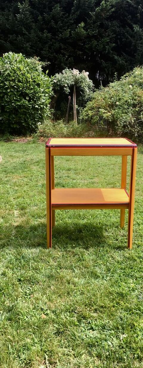 TABLE D'APPOINT en BOIS 59 Jouars-Pontchartrain (78)