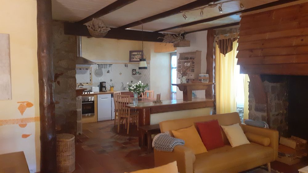   DEUX gites en Haute Ardeche Rhône-Alpes, Lespéron (07660)