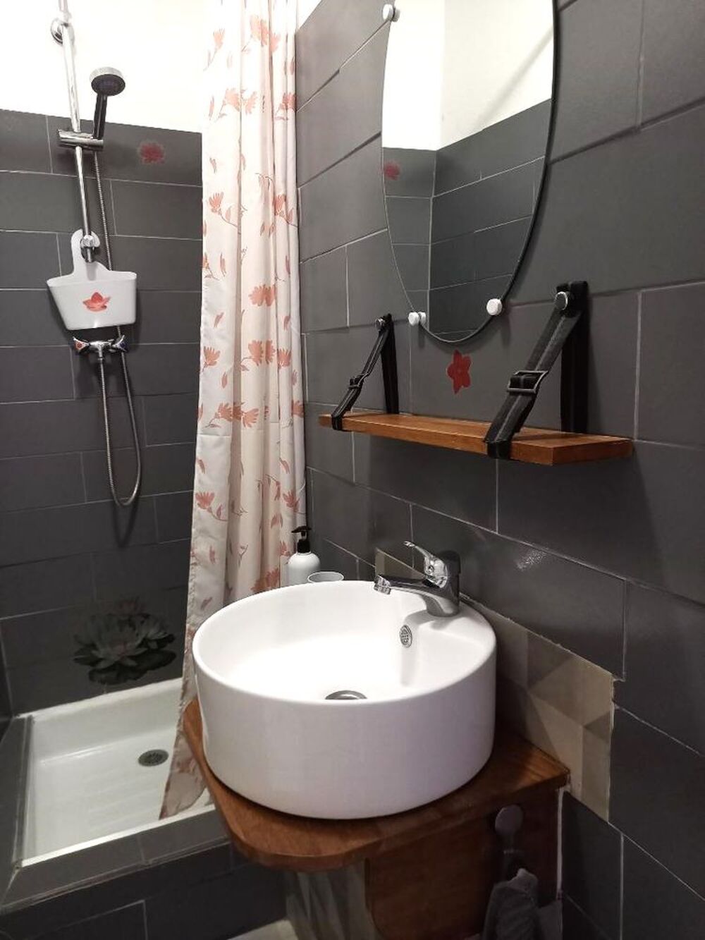   T1 Lorgues pour s�minaire ou autre de septembre � mai.
Provence-Alpes-C�te d'Azur, Lorgues (83510)