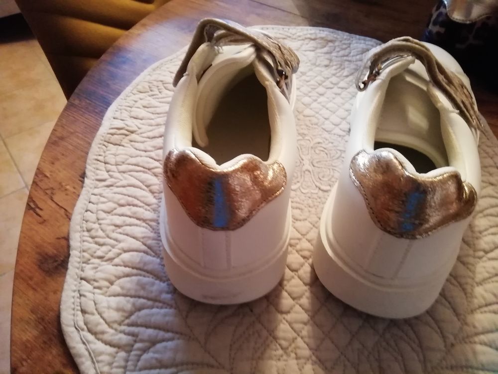 BASKETS Chaussures