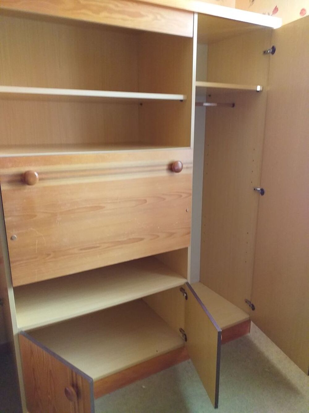 Biblioth&egrave;que secr&eacute;taire avec penderie et rangement en bois Meubles