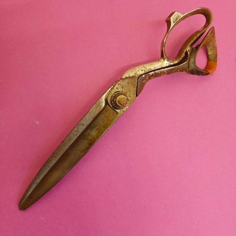 anciens ciseaux de drapier 