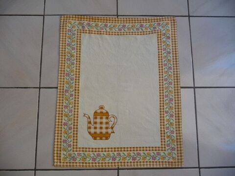 Torchon Fantaisie jaune motif cafeti�re - N E U F 5 Celles-sur-Belle (79)