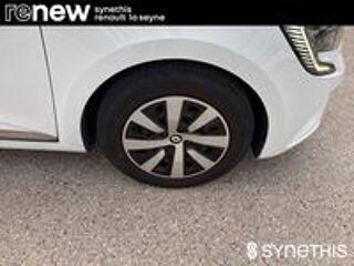 Clio V Clio TCe 100 GPL Evolution 2023 occasion 83500 La Seyne-sur-Mer