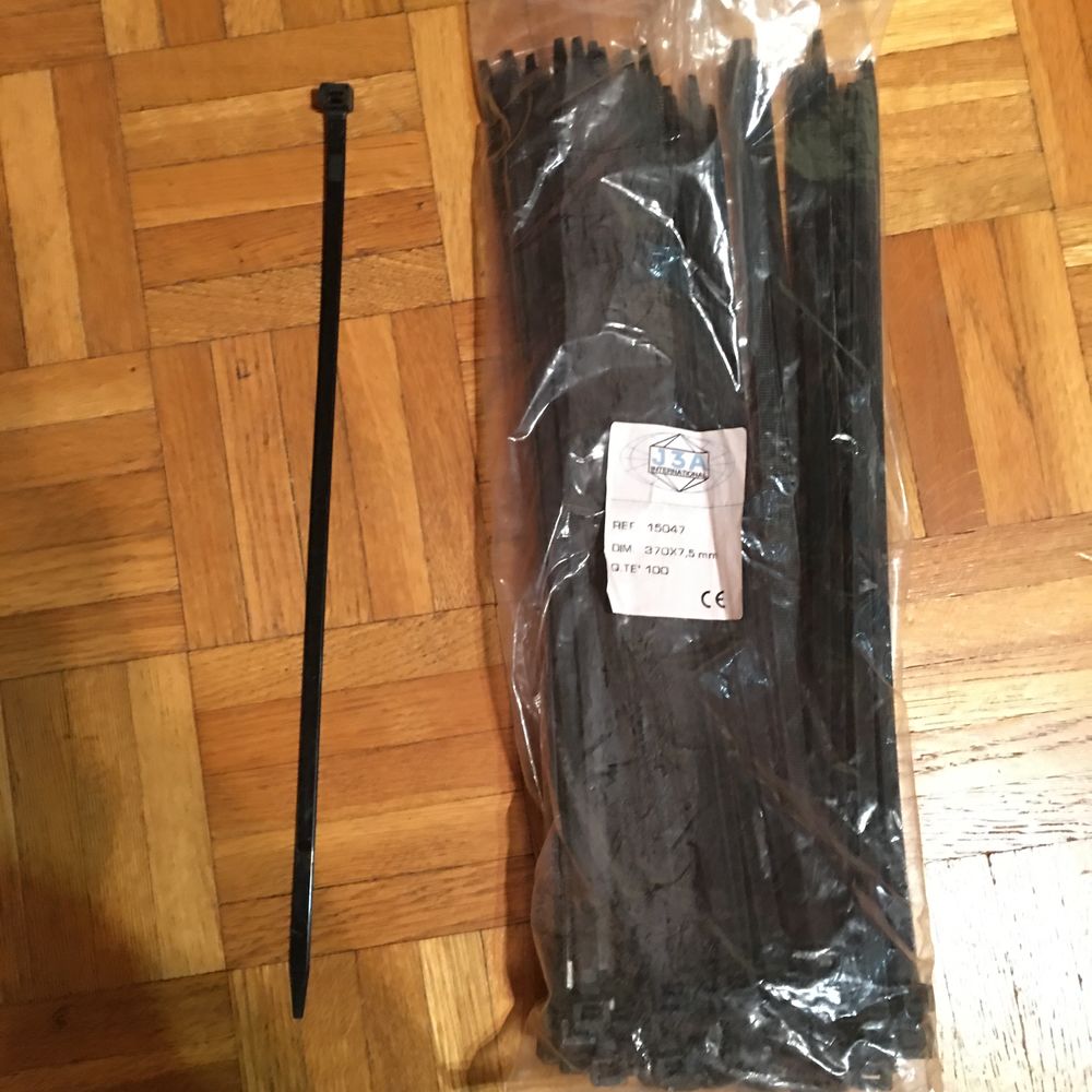 lot de 100 colliers de serrage, 
Bricolage