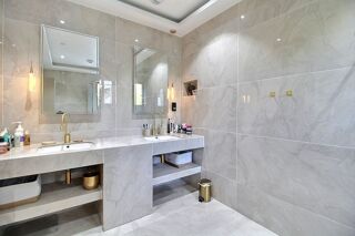  Maison  vendre 4 pices 660 m