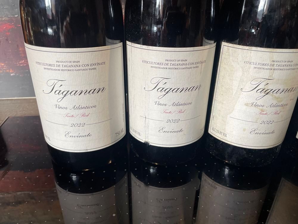 1 Bt Env&iacute;nate T&aacute;ganan 2022 Tinto - Tenerife, &Icirc;les Canaries Cuisine