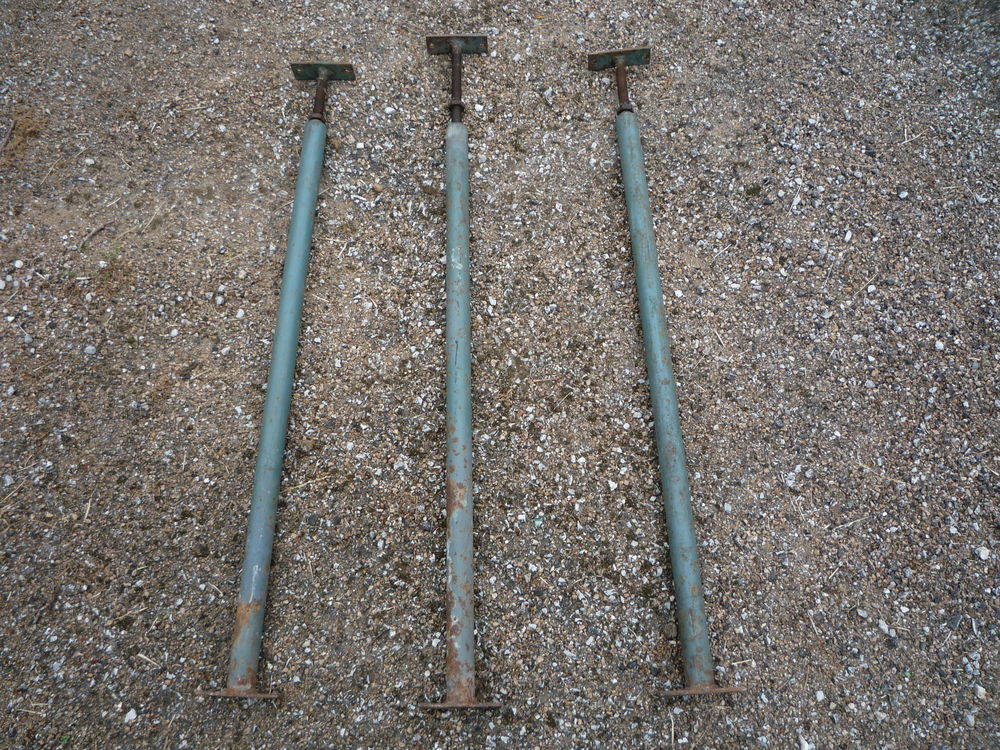 Pieds droit (G) Bricolage
