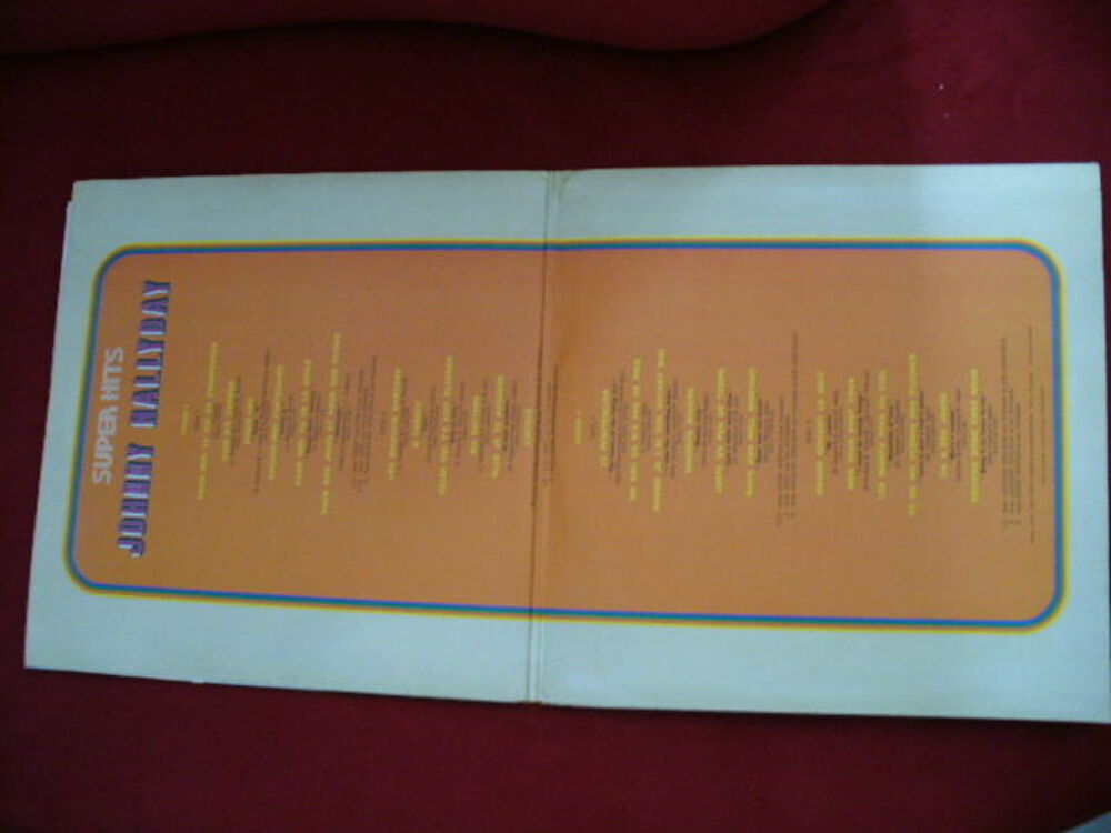 33 TOURS J H 2 DISQUES HALLYDAY SUPER HITS CD et vinyles