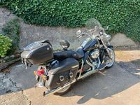 HARLEY-DAVIDSON 2011 occasion 69720 Saint-Bonnet-de-Mure