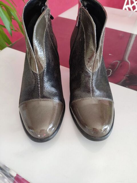 Bottines marrons. 13 Livry-Gargan (93)