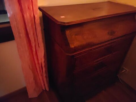 chambre 1900 340 Saint-Quentin-la-Poterie (30)