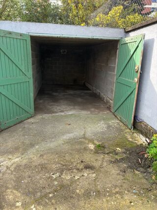  Parking / Garage à vendre 12 m² Rennes