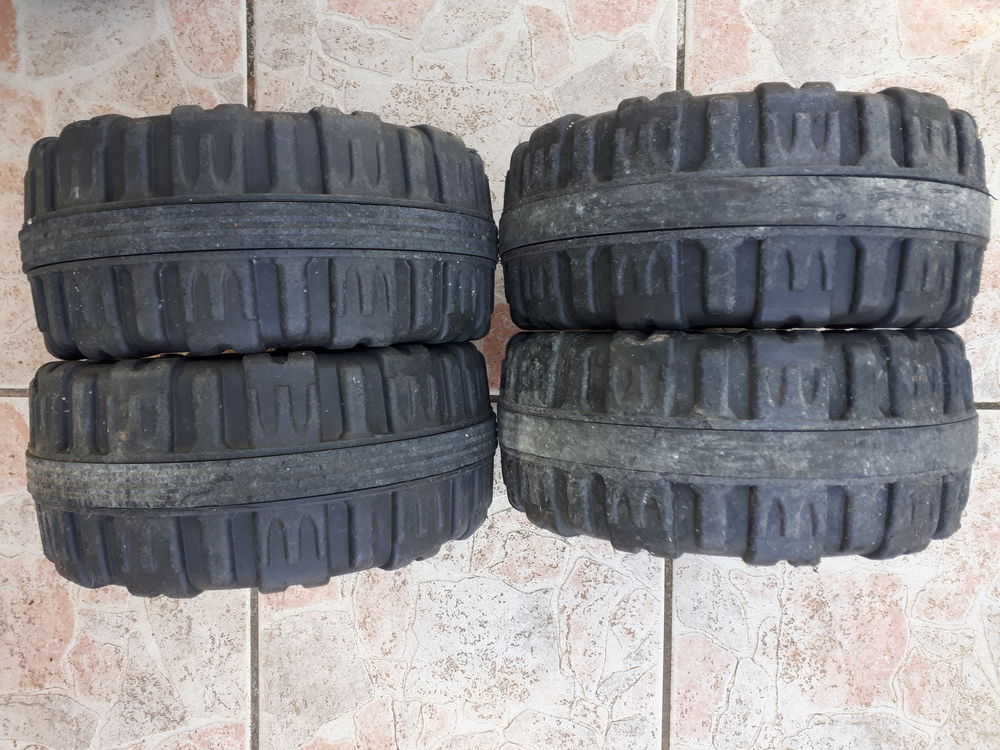 4 Roues en polypropyl&egrave;ne Bricolage