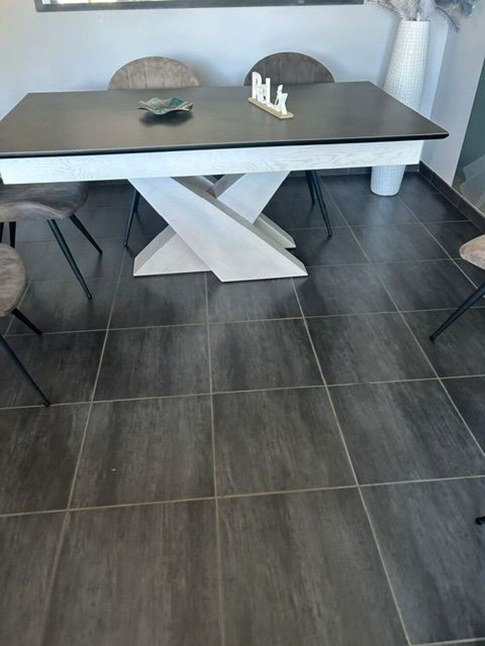 TABLE DE SALLE A MANGER Meubles