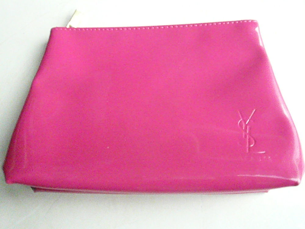 Pochette &agrave; maquillage avec logo Maroquinerie