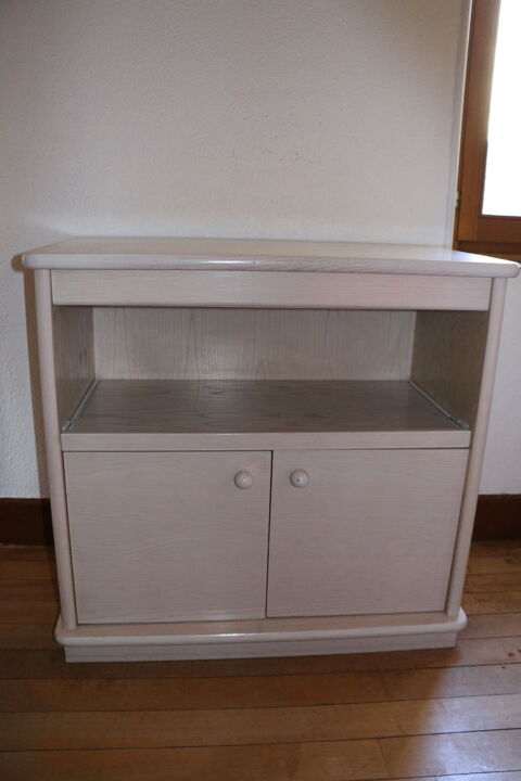 MEUBLE DE TELE H�TRE MASSIF BLANCHI 100 Saint-Jeoire (74)