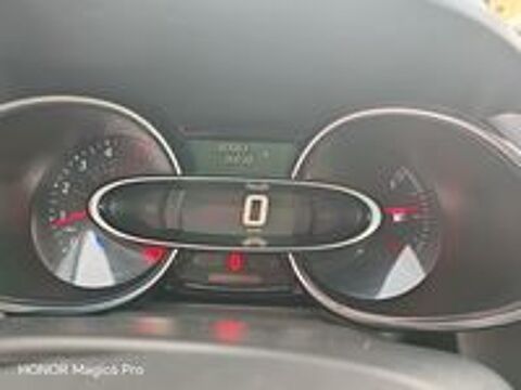 Clio IV Clio dCi 90 Energy Intens 2018 occasion 05300 Laragne-Mont&eacute;glin