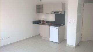 Appartement à louer 1 pièce 28 m²