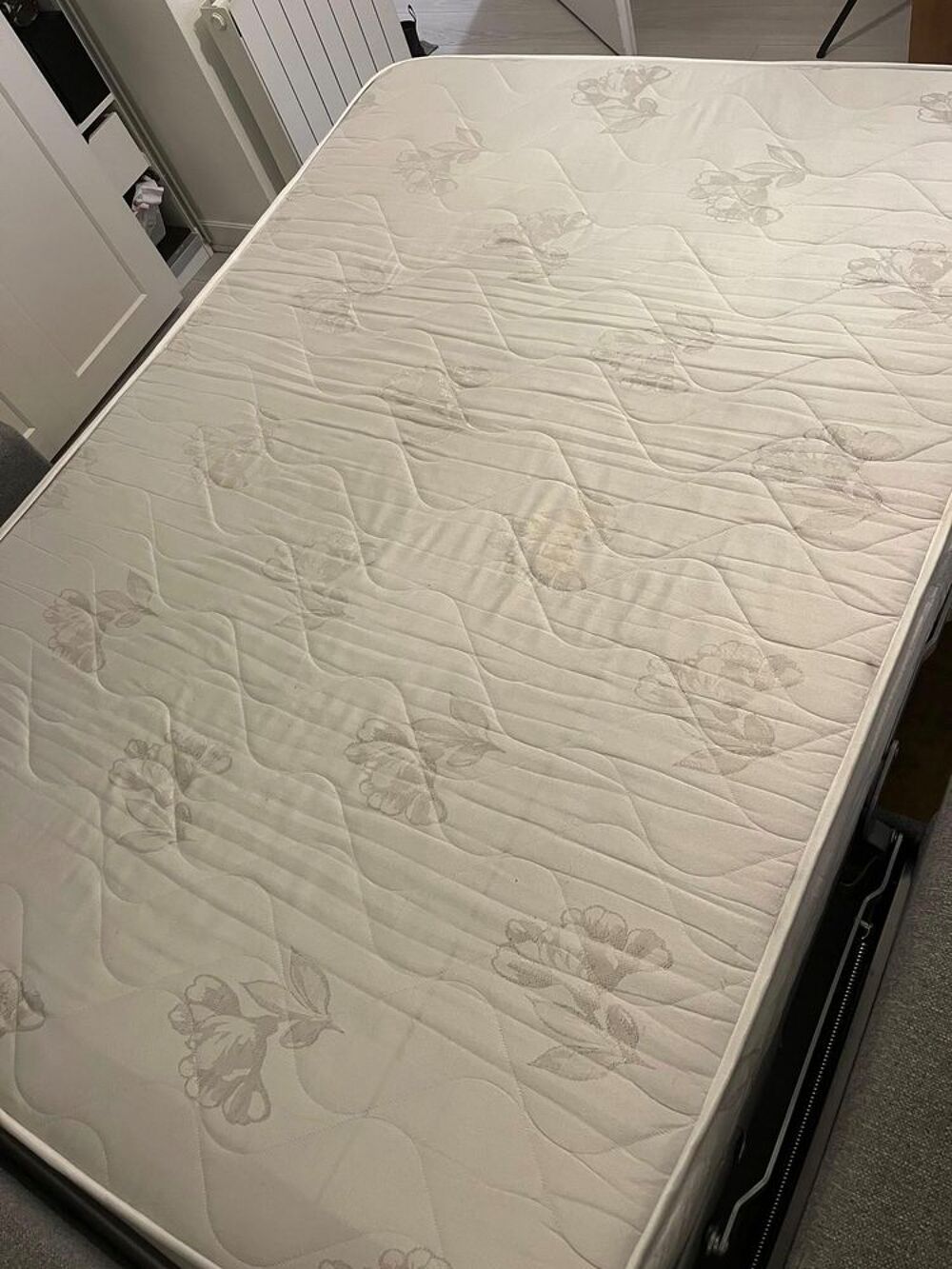 Canap&eacute; Convertible Miliboo Gris en Tweed Meubles