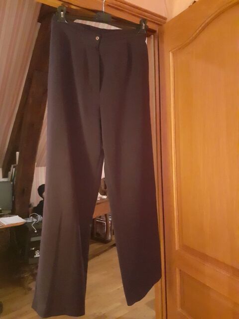 Pantalon fuide 46 0 Les Essarts-l�s-S�zanne (51)