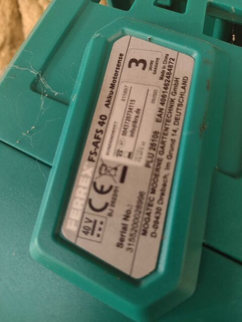 dbroussailleuse batterie 70 Saint-Trivier-de-Courtes (01)