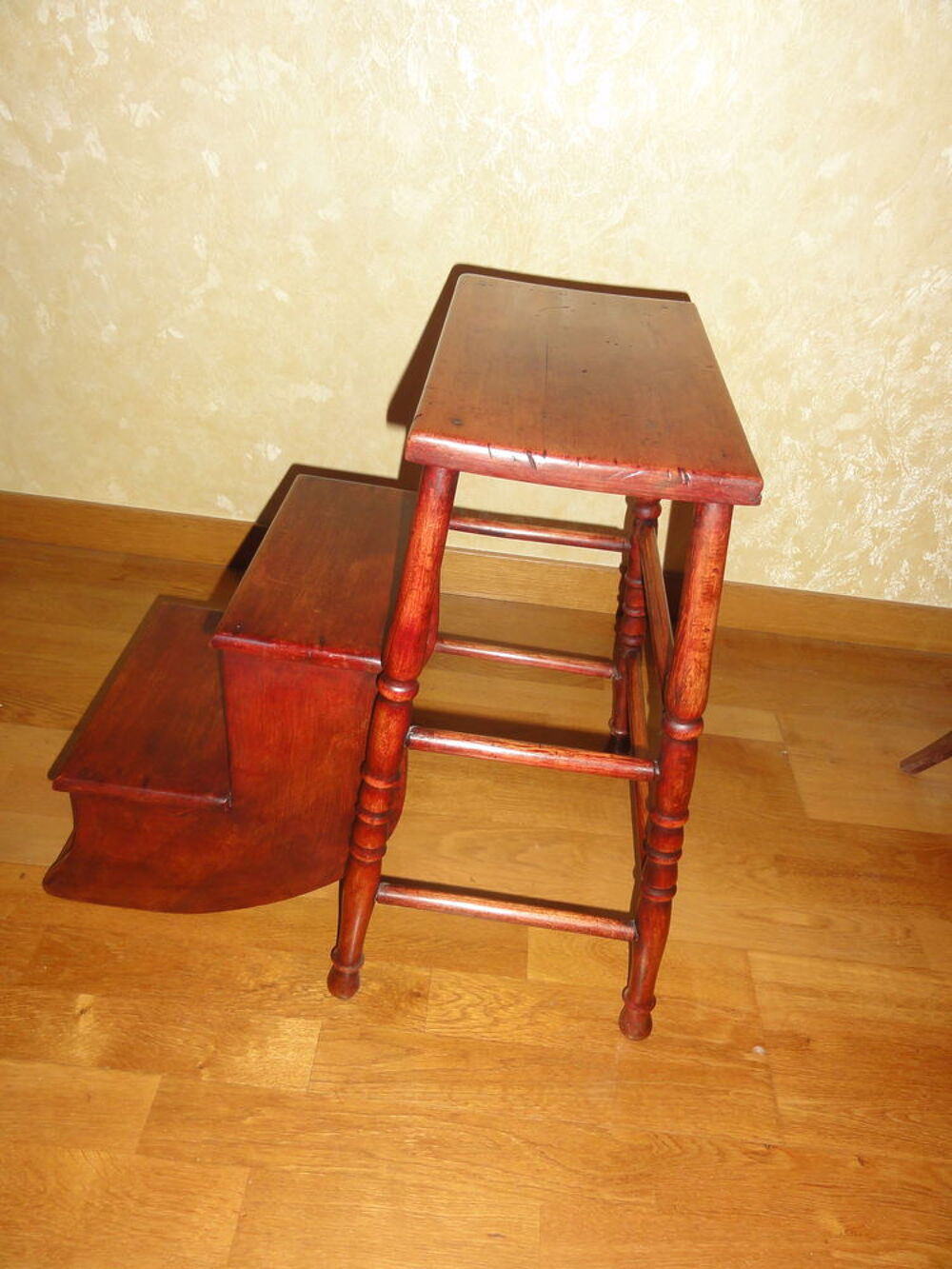 escabeau pliant Meubles