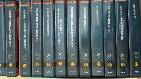 cassettes VHS la grande guerre 14-18 45 Vertou (44)