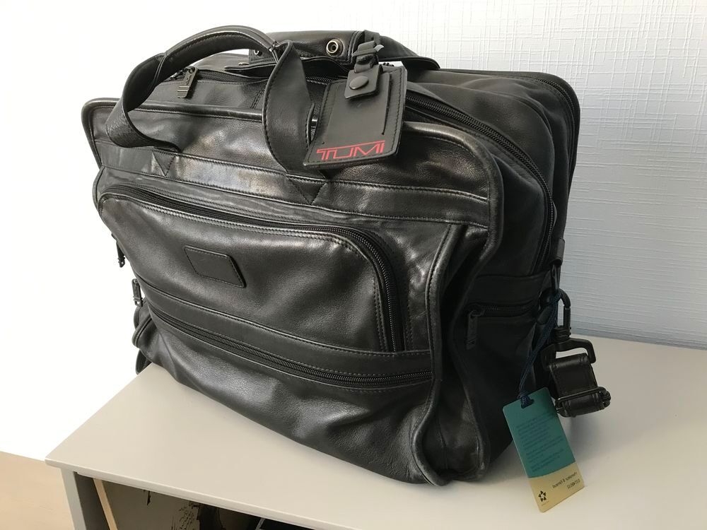 SAC DE VOYAGE TUMI EN CUIR Maroquinerie