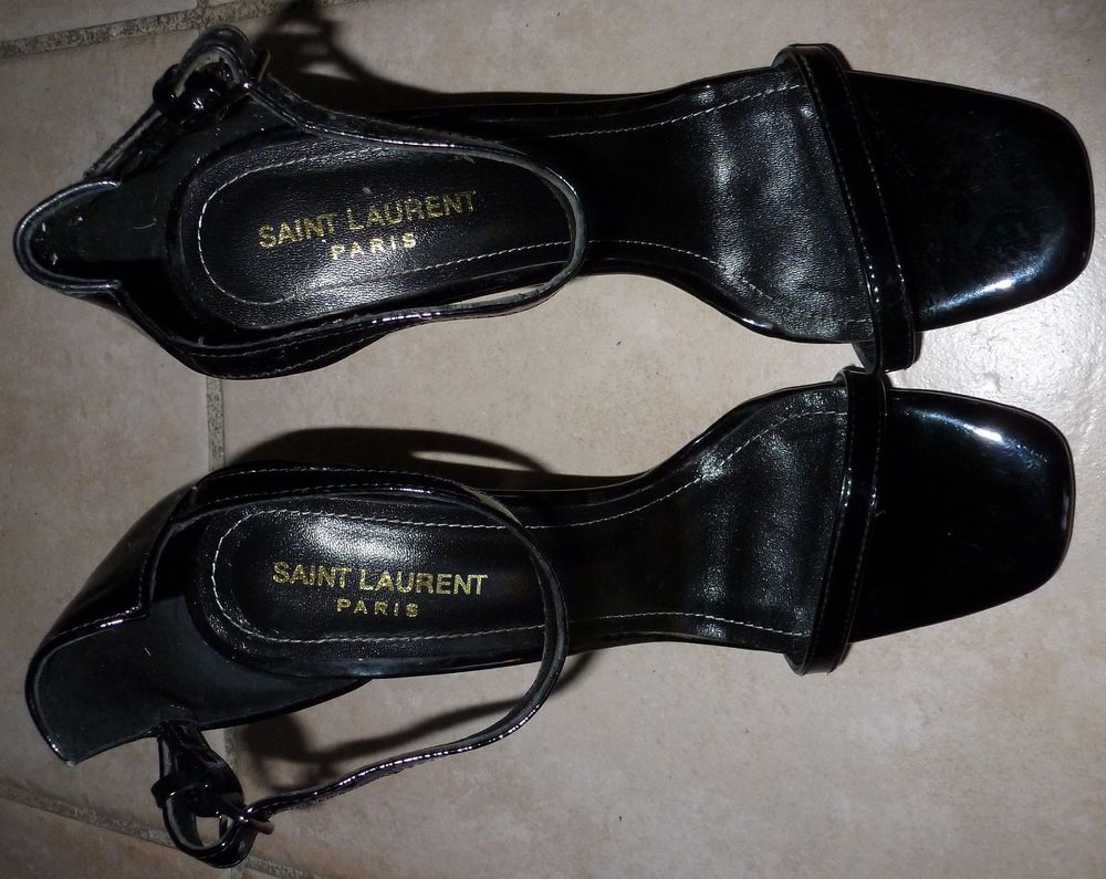 magnifiques sandales YSL Chaussures