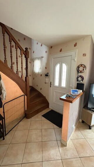  Maison à louer 6 pièces 160 m² Ymonville