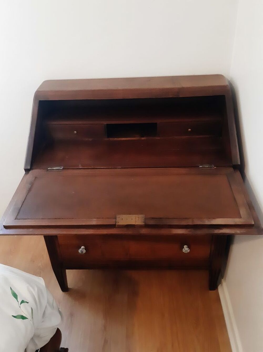 Meuble secr&eacute;taire en noyer Meubles