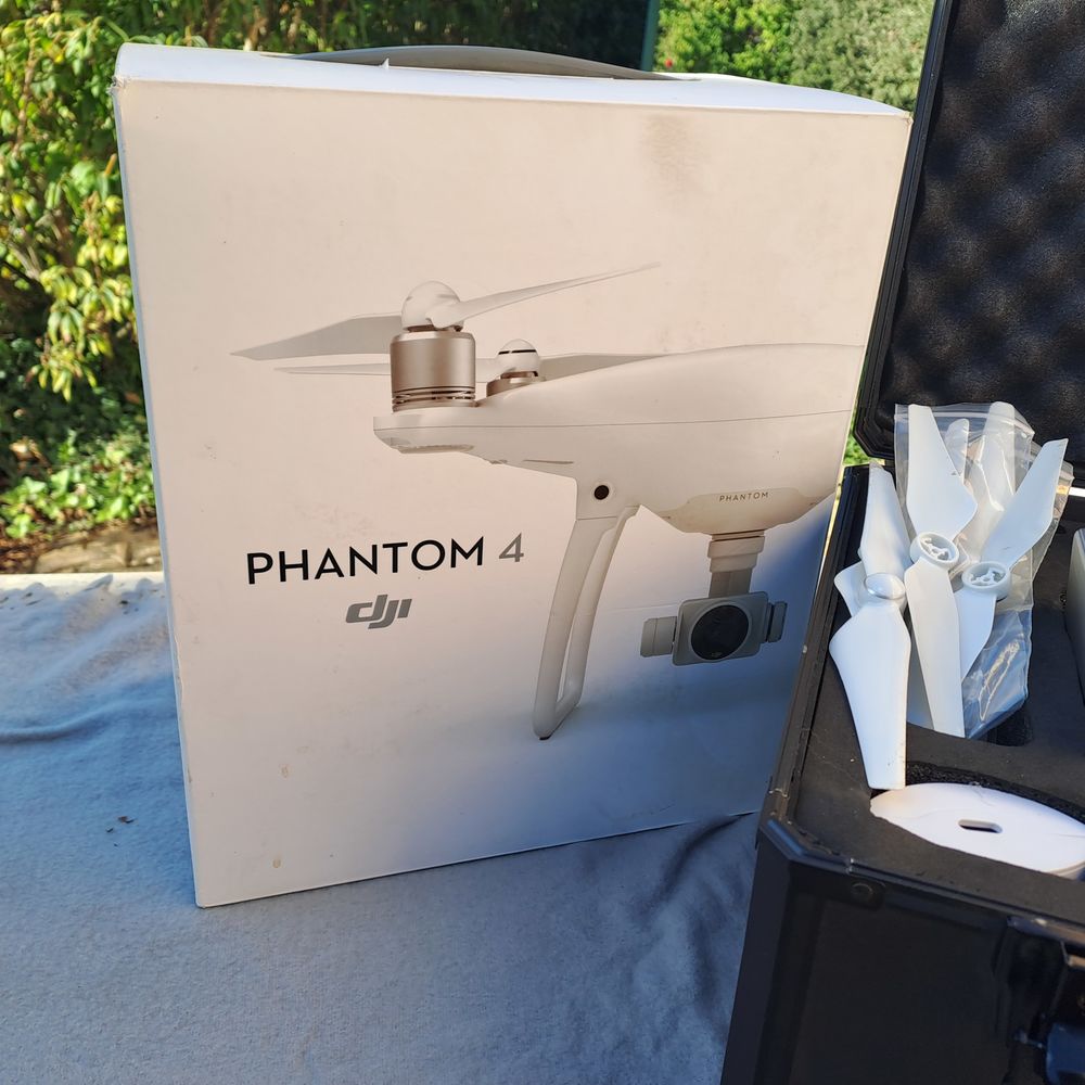 drone DJI fantome 4 Jeux / jouets