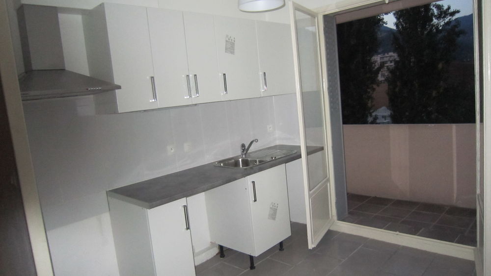 Location Appartement T3 Saint Egrève proche TRAM Vizille