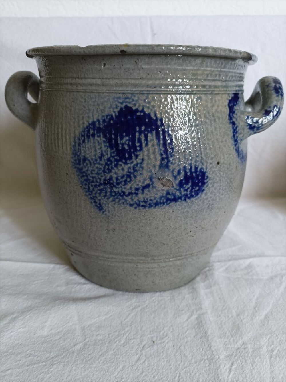 Pots en gr&egrave;s. Décoration