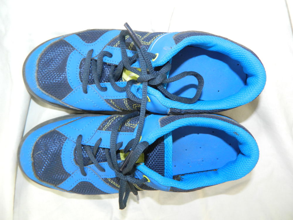 Marque DECATLHON basket QUECHUA Chaussures