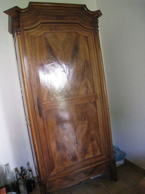 Grande armoire 1 porte ancienne 340 Saint-Ismier (38)