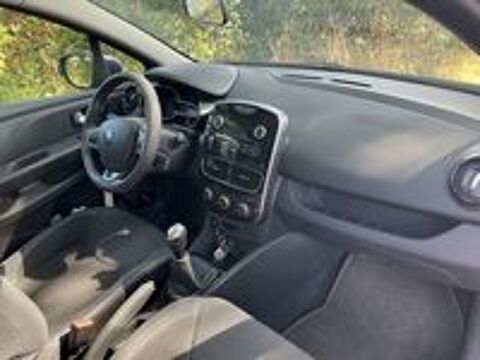 Clio IV Clio 1.2 16V 75 Trend 2017 occasion 35600 Redon