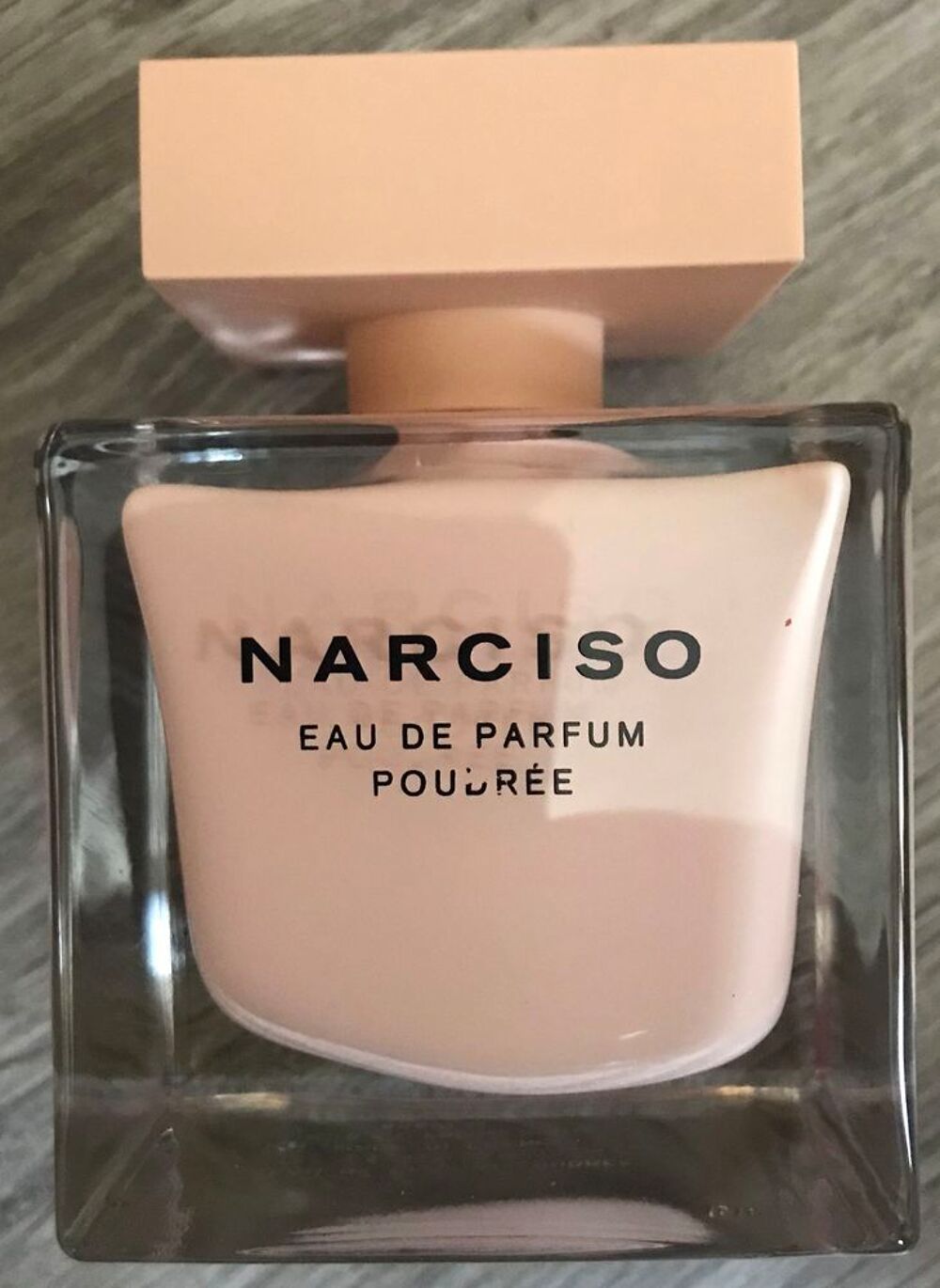 Flacon d'eau de Parfum vide " NARCISO RODRIGUEZ " 
