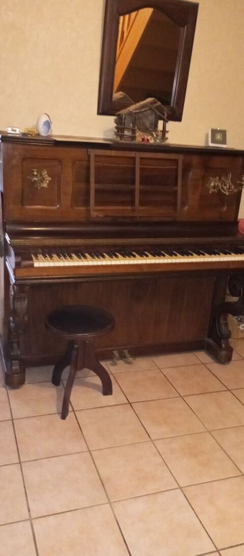 Piano droit 190 Saint-Apollinaire (21)