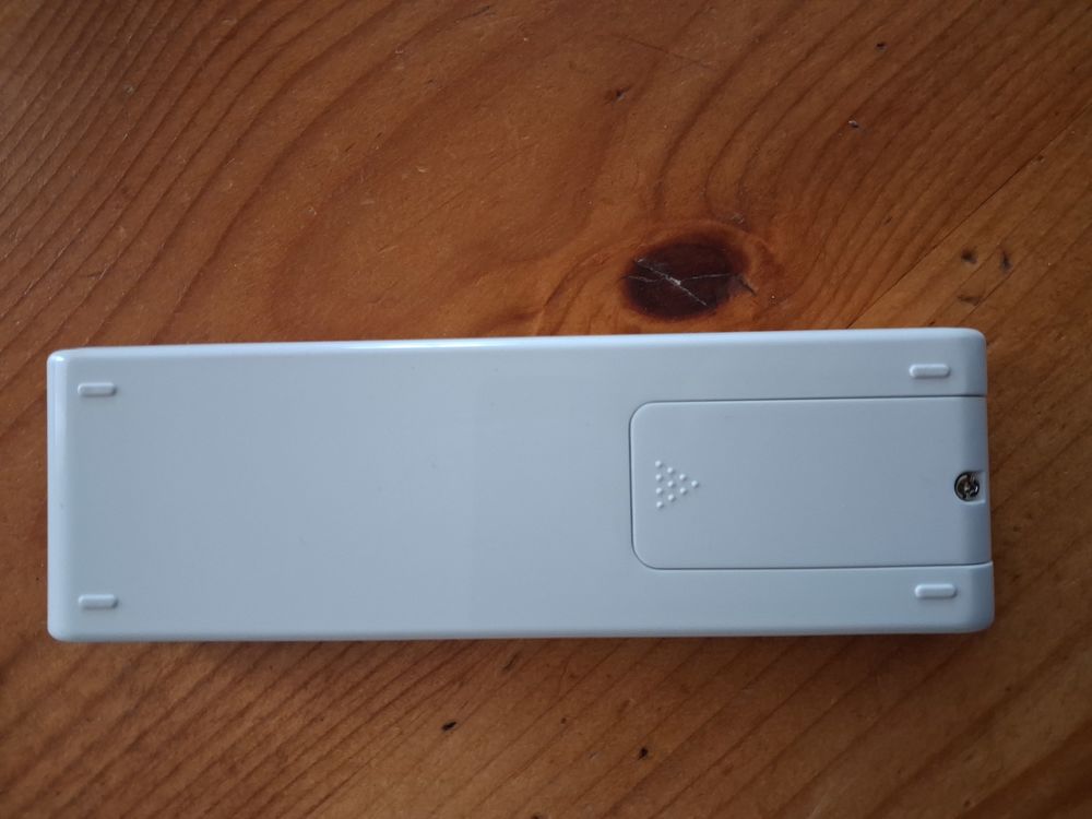 Climatiseur mobile Klarstein 9000 BTU Jusqu'&agrave; 44 m&sup2; Electroménager