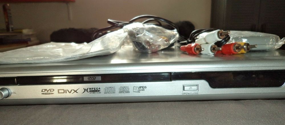 LECTEUR DVD - 827 . DIVX NEUF Audio et hifi