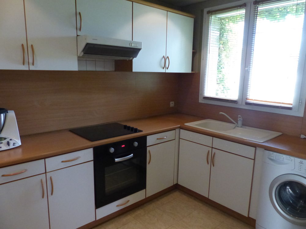 Vente Maison Agréable maison constituée de 2 appartements F4 Laragne-montéglin