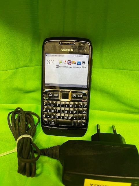 Tlphones de marque NOKIA 100 Les Magnils-Reigniers (85)