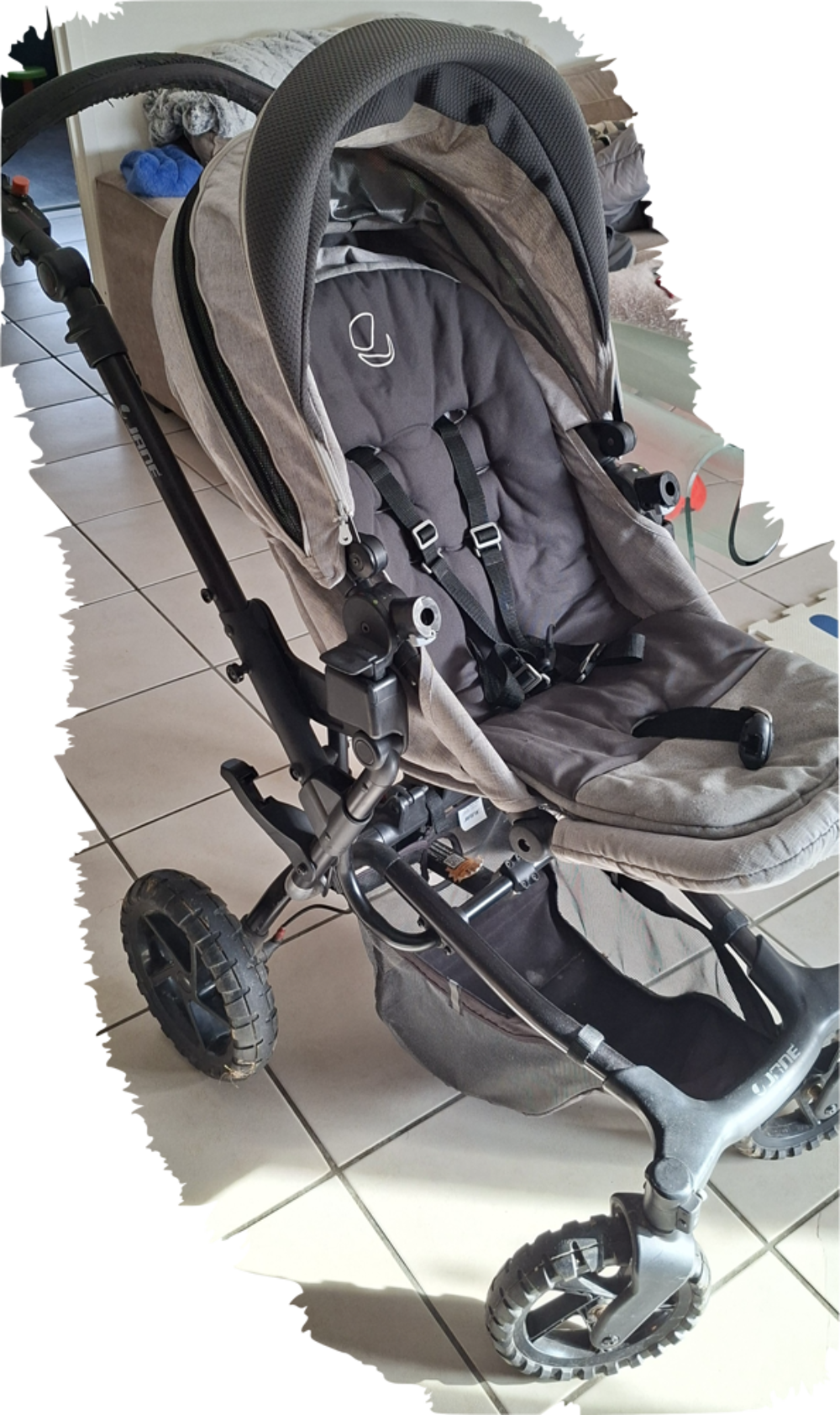 Poussette duo Crosswalk + nacelle Matrix Light 2 gris + base Puériculture