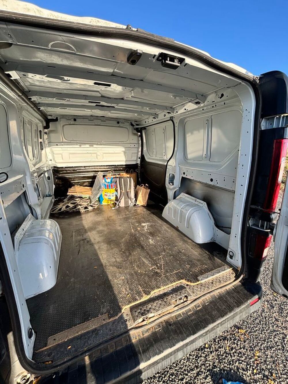 Trafic TRAFIC CA 2.0 DCI 115 L1H1 1200 KG CONFORT 2021 occasion 95000 Cergy
