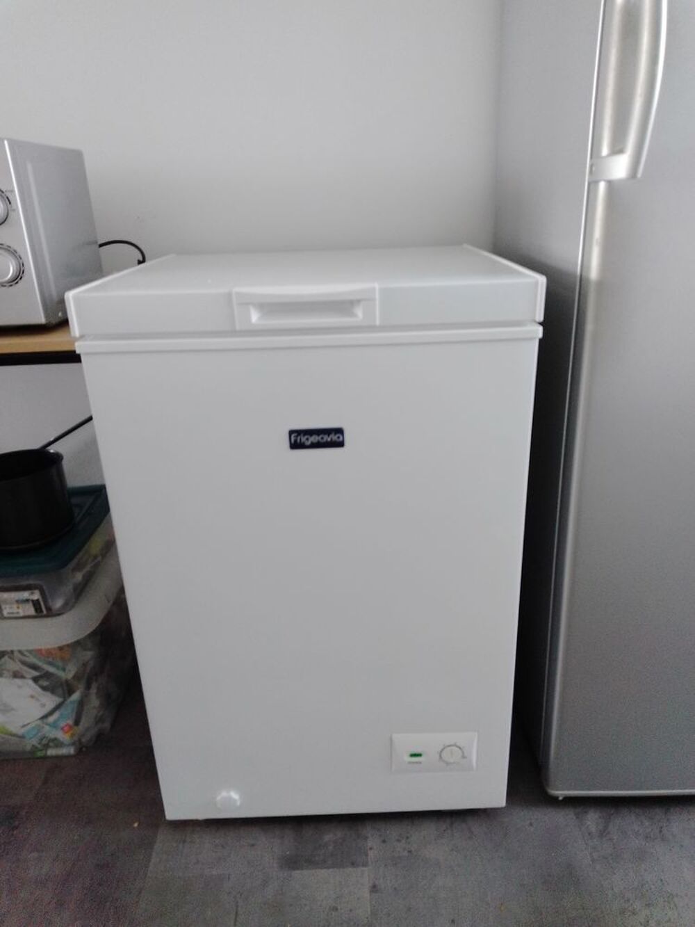 cong&eacute;lateur 120 L Electroménager