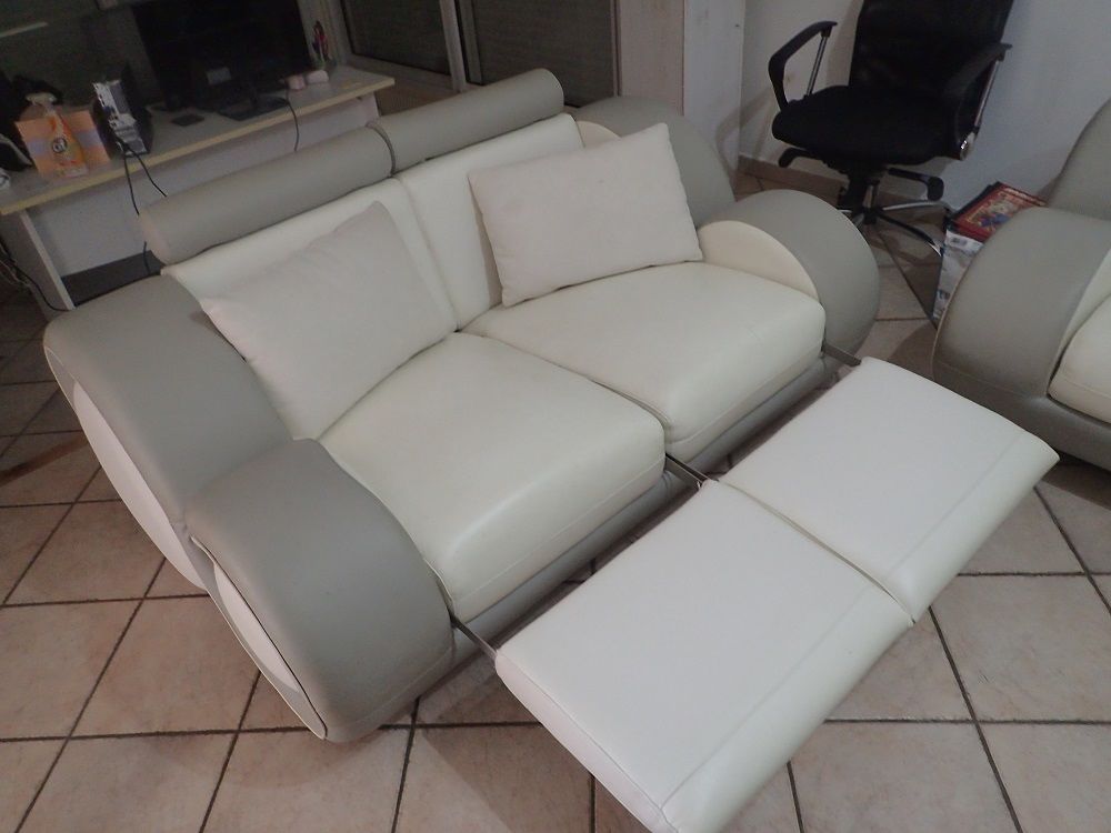 Canape 2 places + fauteuil Meubles
