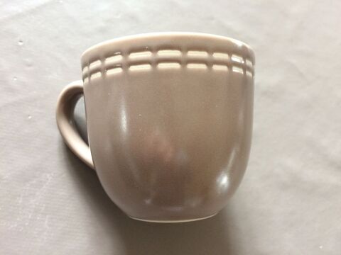 Recherche vaisselle neuve (voir photos) 0 N�mes (30)